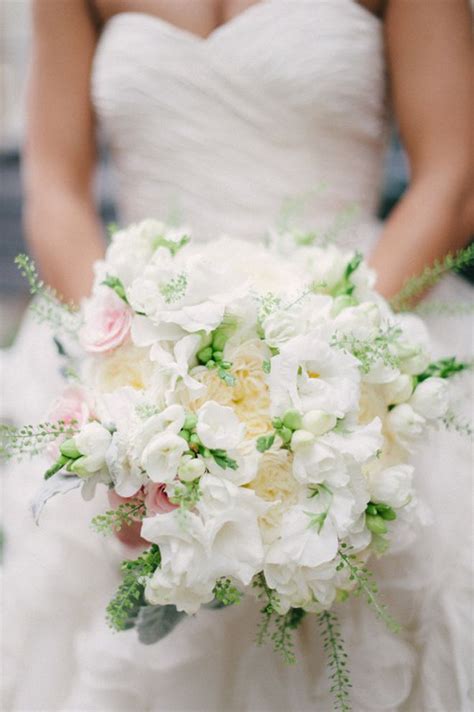 Stunning Wedding Bouquets Part Belle The Magazine Wedding