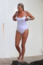 Christie Brinkley Hot Photos Enjoying The Beach With Her Mother Aznude