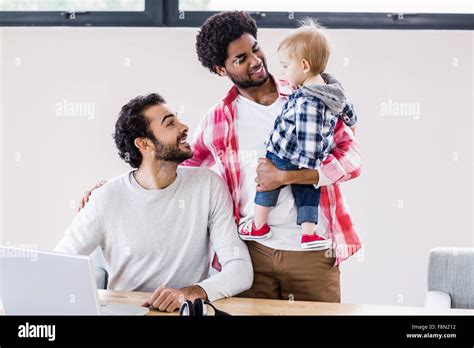 Young gay boy Fotos und Bildmaterial in hoher Auflösung Alamy