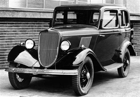 Ford Model Y Door Saloon Photos