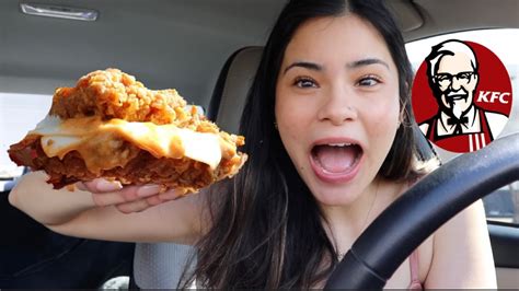 TRYING KFC NEW DOUBLE DOWN SANDWICH YouTube