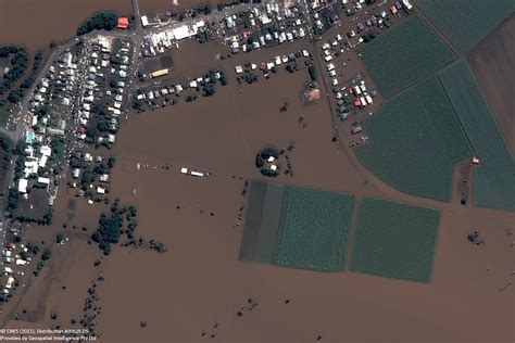 Satellite images show NSW floods transform Woodburn in Northern Rivers ...