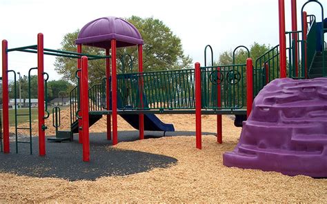 Playground Wood Chips | Wood Bark For Playgrounds: Sof'Fall