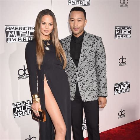 See the 2016 American Music Awards Red-Carpet Fashion