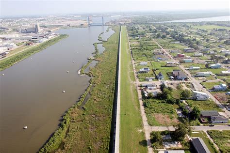 After a $14-Billion Upgrade, New Orleans' Levees Are Sinking ...