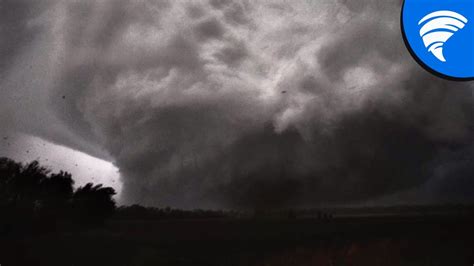 4K MASSIVE WEDGE TORNADO In Linneus Missouri YouTube