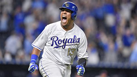 KC Royals: Why Salvador Perez becoming U.S. citizen means so much