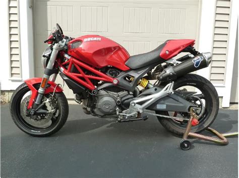 Buy 2009 Ducati Monster 696 Sportbike On 2040 Motos