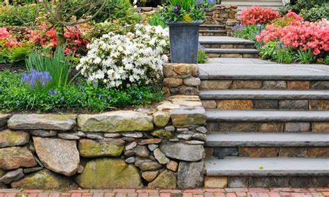 How to DIY Stunning Natural Stone Retaining Walls - Lyngso Garden Materials