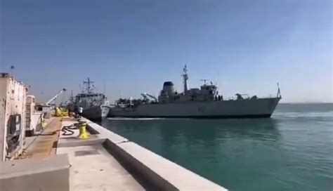 Orientul Mijlociu Dou Nave De R Zboi Ale Marinei Britanice Care