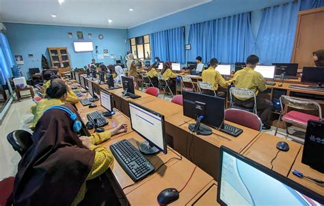 Sertifikasi Internasional Kemampuan Bahasa Inggris Toeic Di Smk