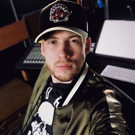 Vazhenin Lyrics, Songs, and Albums | Genius