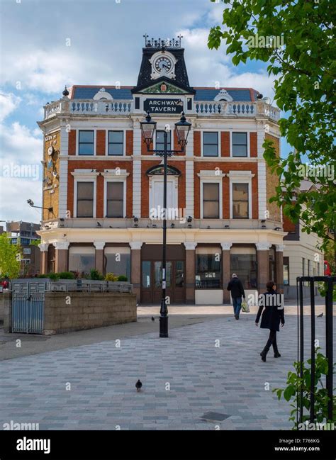 Archway Tavern, Archway Station, London Stock Photo - Alamy