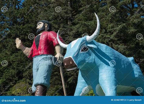 Paul Bunyan And Babe Editorial Stock Photo Image Of America