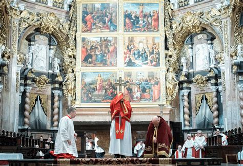 Jesús se mantiene fiel a la verdad aceptando la muerte por ella Mons