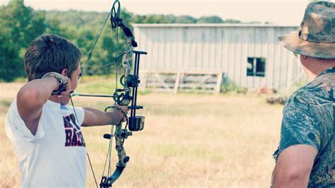 Best Youth Compound Bows For 2024 • Advanced Hunter