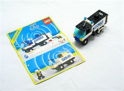 Onetwobrick10 LEGO Set Database Set Database 6450 Mobile Police Truck