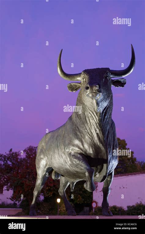 Ronda Spain October 23 2015 A Bull At The Entrance Of The Plaza De