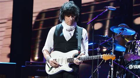 Morre Jeff Beck Um Dos Maiores Guitarristas Do Mundo Aos Anos