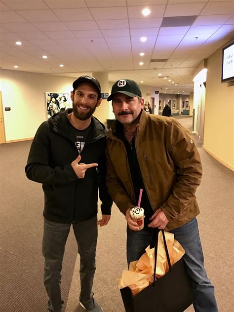 Met the Legend of Dunder Mifflin finally, at a Penguins game. : r