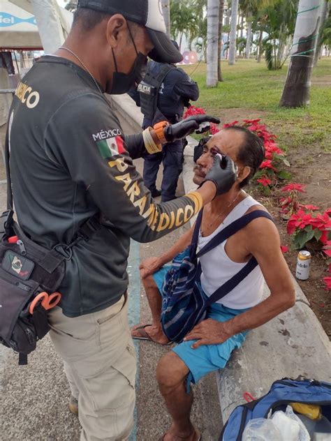 Brindan Autoridades M S De Servicios A Turistas Cuadrante Azul