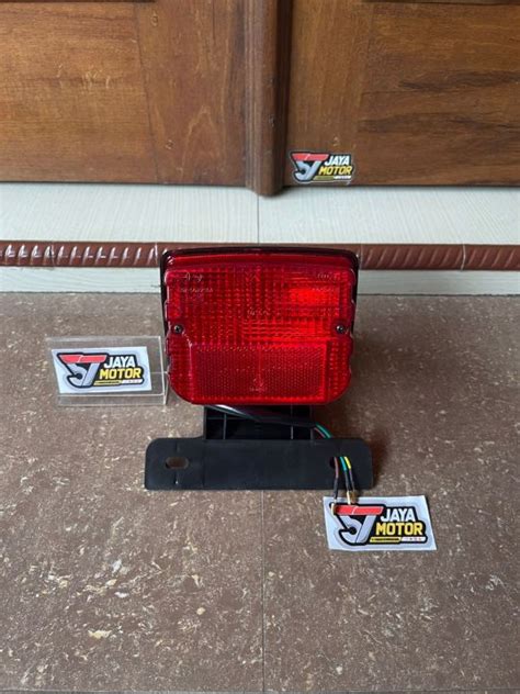 Lampu Stop Stopan Stoplamp Honda Win Gl Set Dudukan Pangkon Win