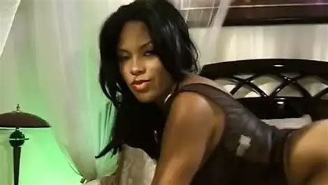 Free Beautiful Housewife Porn Videos Xhamster