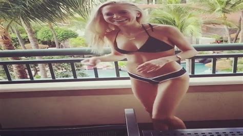 Portia Doubleday In Bikini Babe Babe Porn Xhamster