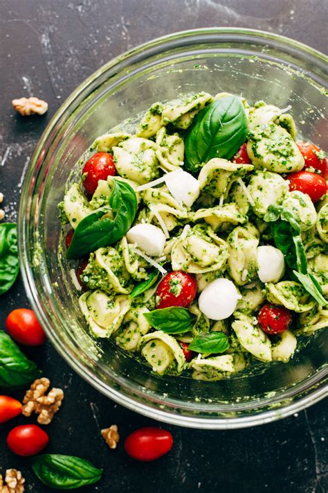 15 Minute Spinach Pesto Tortellini Salad Recipe Little Spice Jar