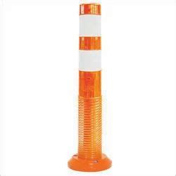 Orange Polyurethane Spring Post For Dangerous Medians At Best Price In