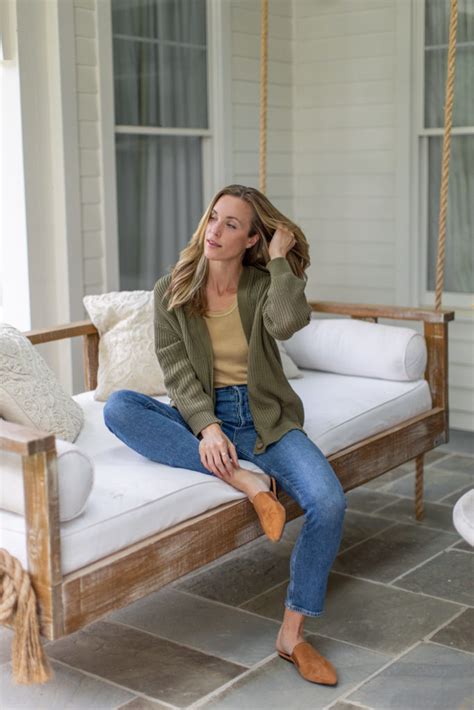 A Complete Guide To Summer To Fall Transition Outfits Natalie Yerger