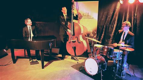 Rundum Jazz-Trio - Klavier + Kontrabass + Schlagzeug - Wählen Sie die ...