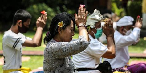 Ucapan Hari Raya Galungan Dan Kuningan Ketahui Tradisi Yang Dilakukan