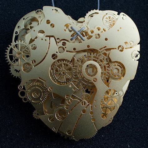 Incredible Detailed Paper Heart Sculptures - Design Swan