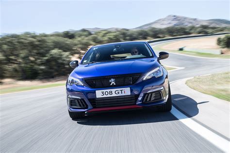 Peugeot 308 Gti Facelift 2017 Review Car Magazine