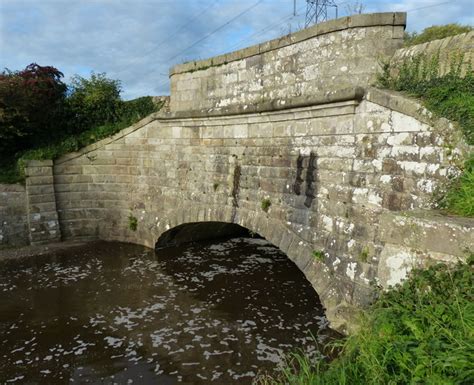 Brock Aqueduct No 46 Mat Fascione Cc By Sa 2 0 Geograph Britain