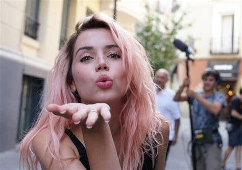 Ana De Armas Blowing Kisses Nude OnlyFans Leaked Photo 168871 XPicsly