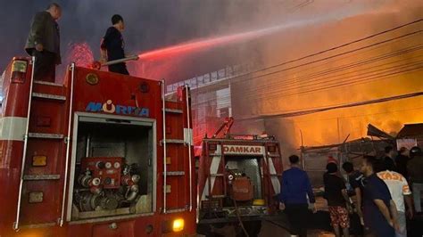 Fakta Dari Peristiwa Kebakaran Di Depan Mega Mall Manado Sulawesi