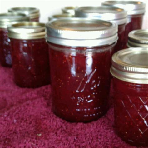 Strawberry Rhubarb Jam – SBCanning.com – homemade canning recipes