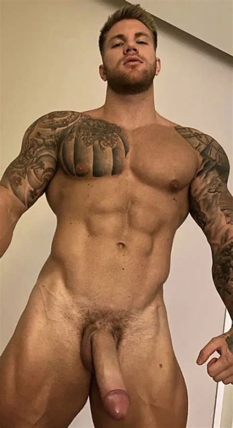 Arminio More Tatted Hunks Photo 6