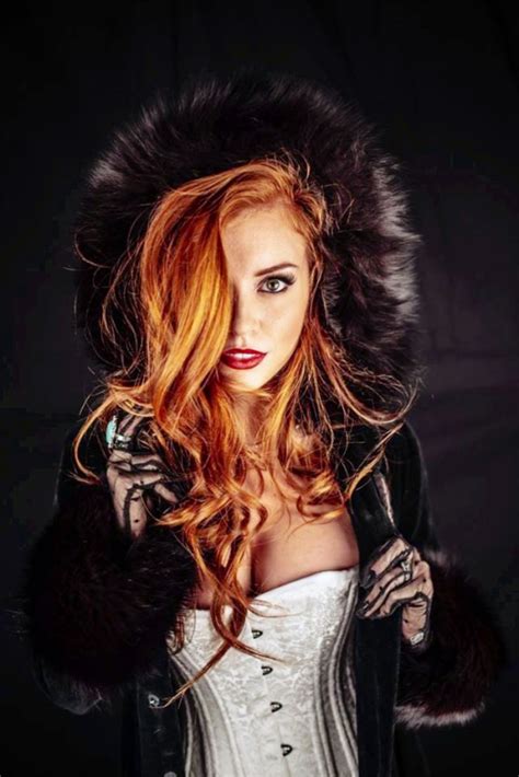 Hot Redheads I Love Redheads Hottest Redheads Vampire Look Natural Redhead Gorgeous Redhead