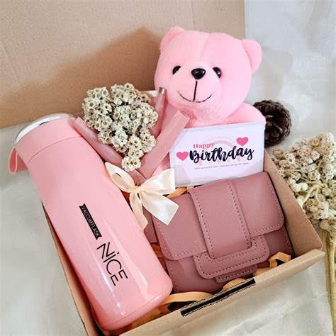 Jual Kado Ulang Tahun Cewek Girly Edition Hampers Ulang Tahun Cewek