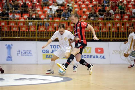 Campo Mourão Futsal bate o Santo André e assume a 3ª colocação da Liga