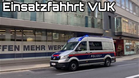 Einsatzfahrt Verkehrsunfallkommando Polizei Linz Youtube