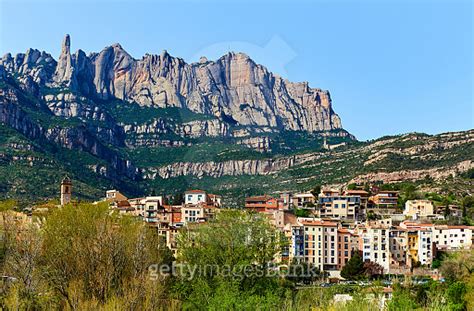 Monistrol de Montserrat town 이미지 591842060 게티이미지뱅크