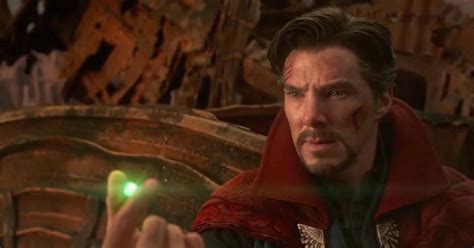 Dr Strange Gives Thanos The Time Stone In Infinity War To Save