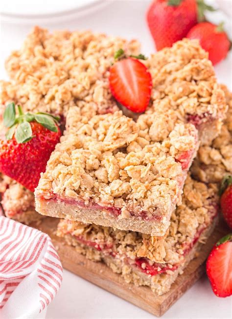 Strawberry Oatmeal Bars