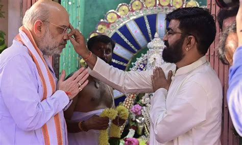 Amit Shah Prays At Temple Abutting Charminar