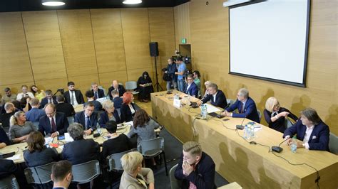 Protest lekarzy rezydentów Komisja zdrowia nie przyniosła rezultatów