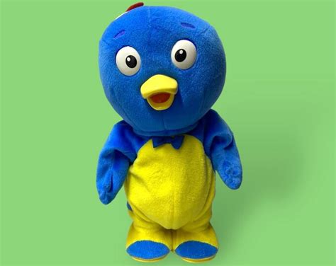 Nick Jr Backyardigans Sing Spin Pablo Plush Fisher Price Talks